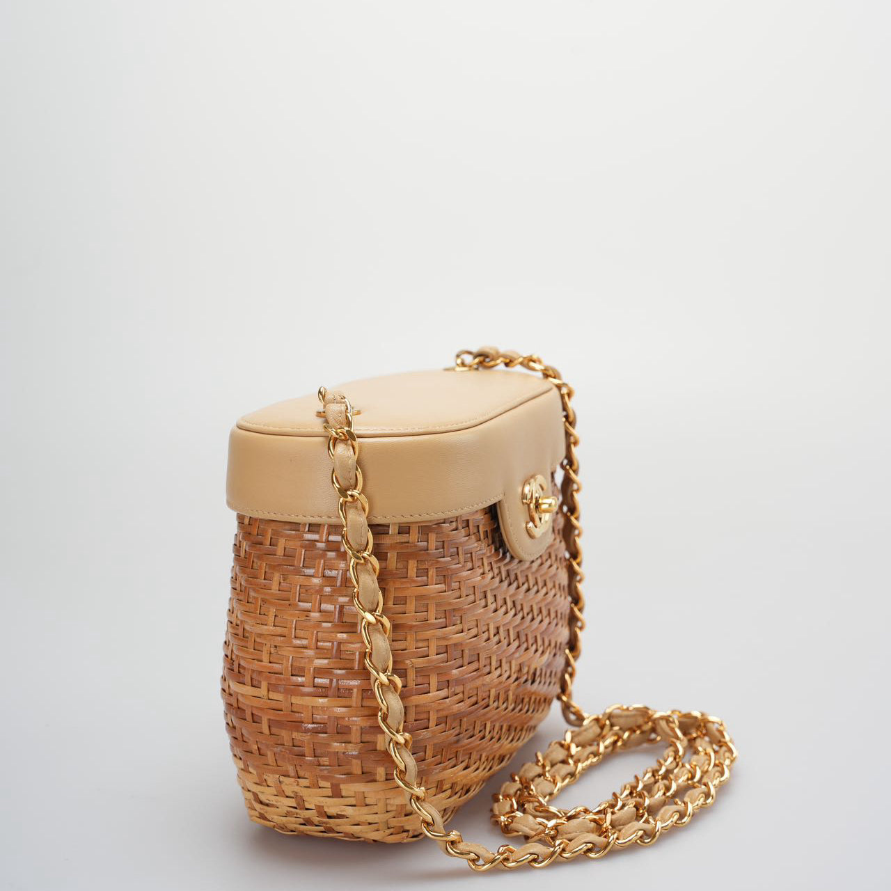 Chanel Shoulder Bag - Ewore Bags