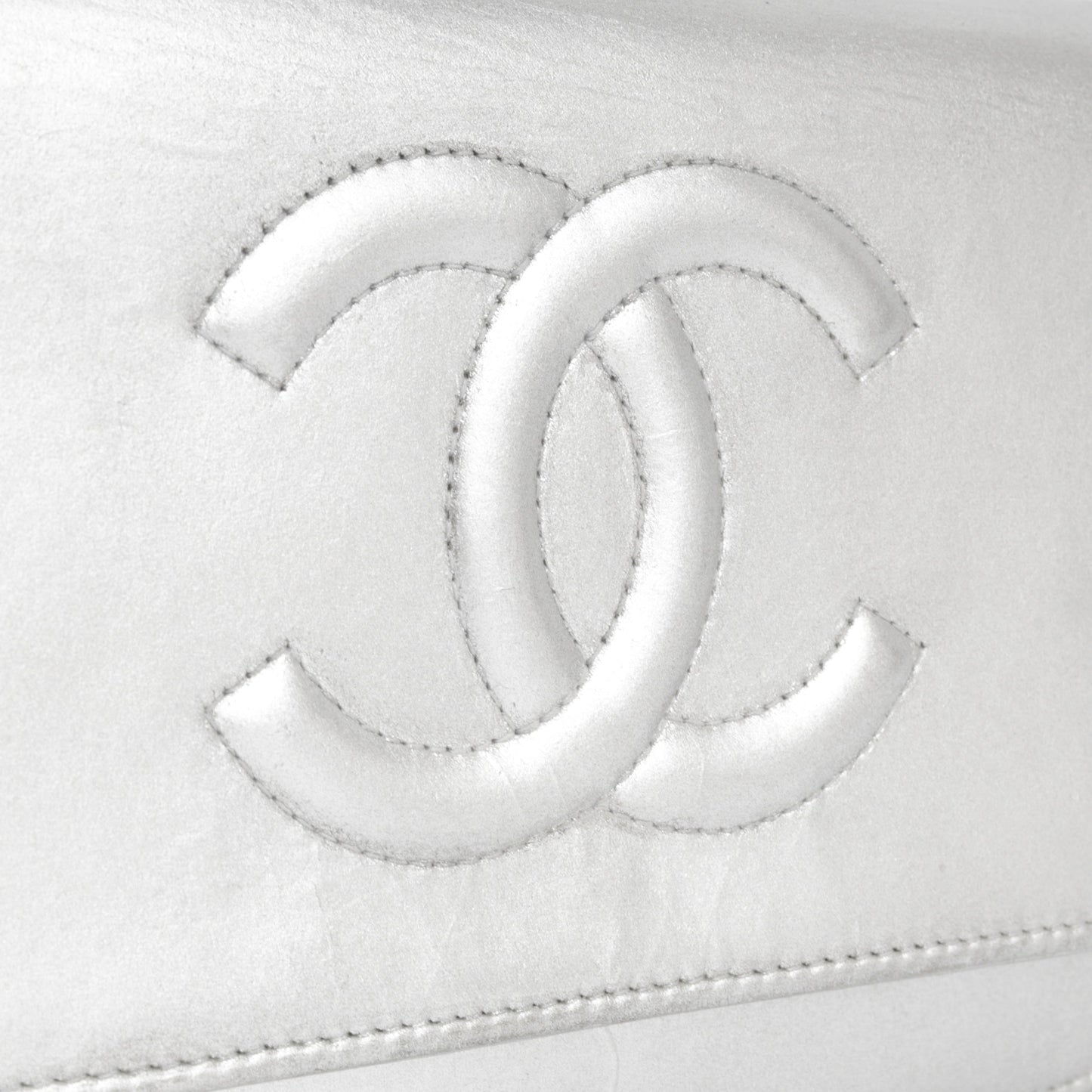 Chanel CC Wallet on Chain - Silver