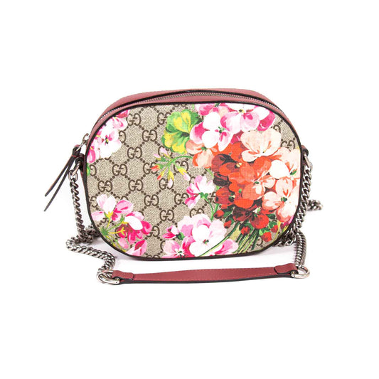 Gucci Leather Chain Crossbody Style 4