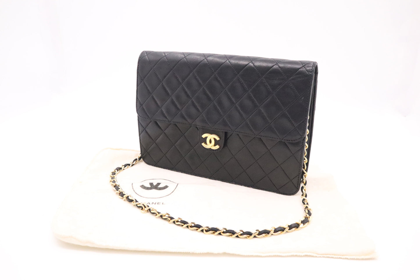 Chanel Medium Single Flap in Black MattelassÃ© Leather
