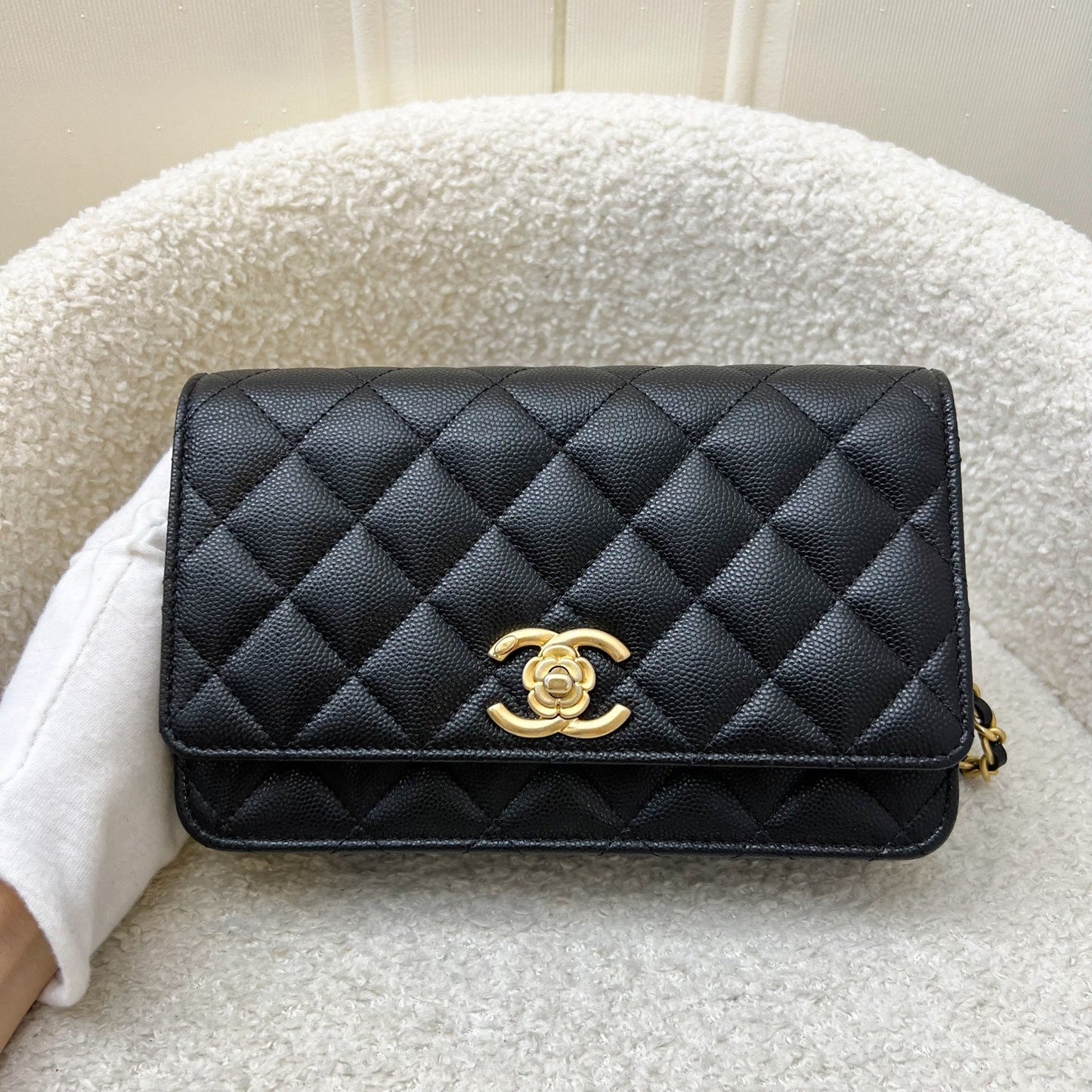 Chanel 23K Camellia Flower Wallet on Chain WOC in Black Caviar and AGHW (AP3580) Crossbody