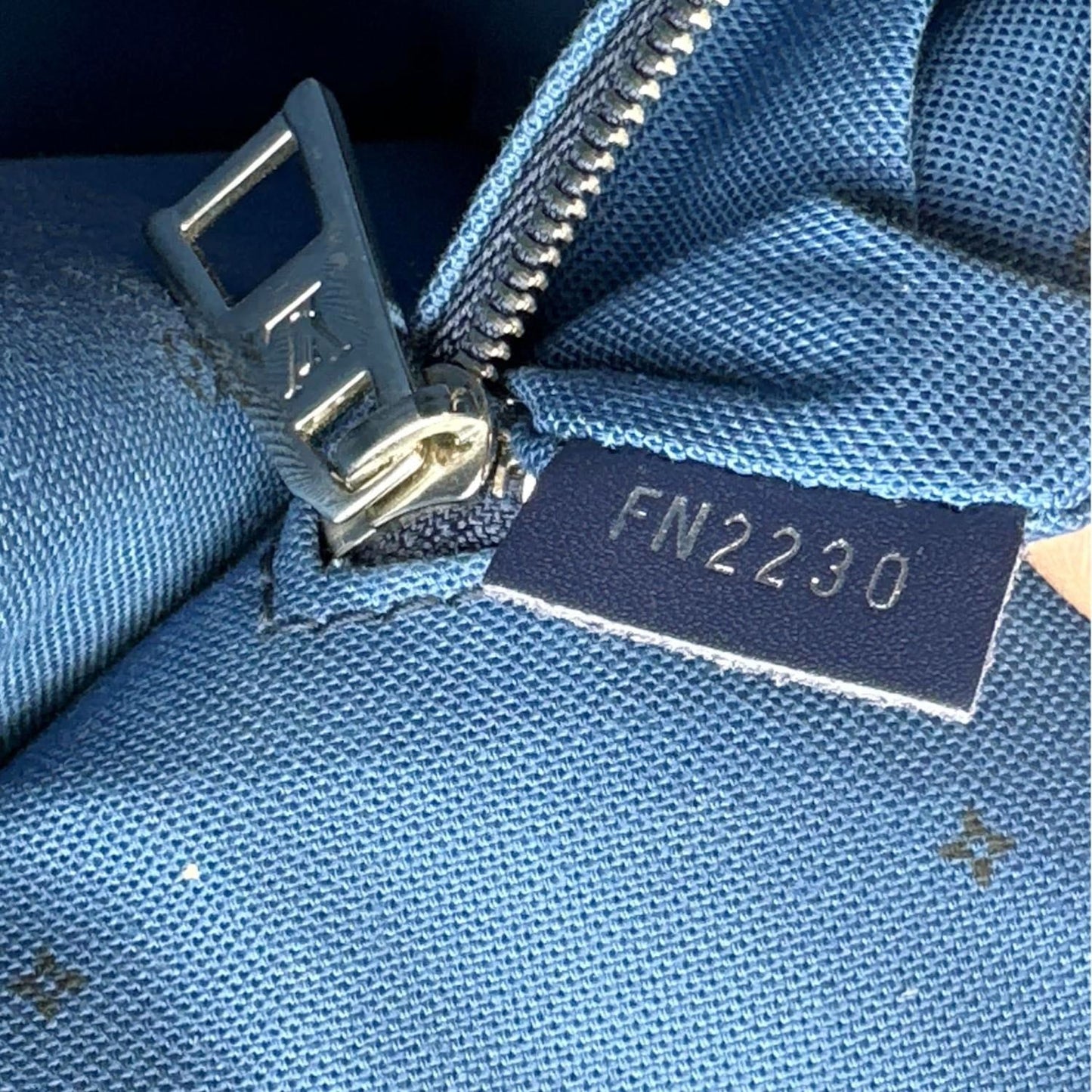 LOUIS VUITTON Onthego GM Monogram Escale Canvas Shoulder Bag Blue