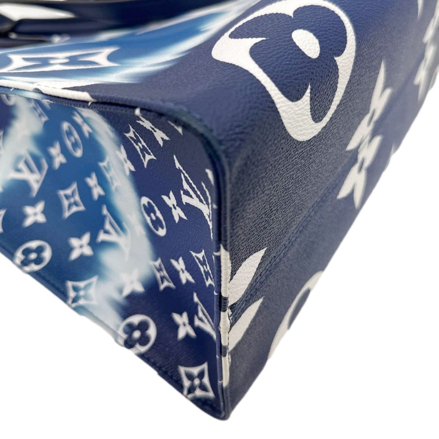 LOUIS VUITTON Onthego GM Monogram Escale Canvas Shoulder Bag Blue