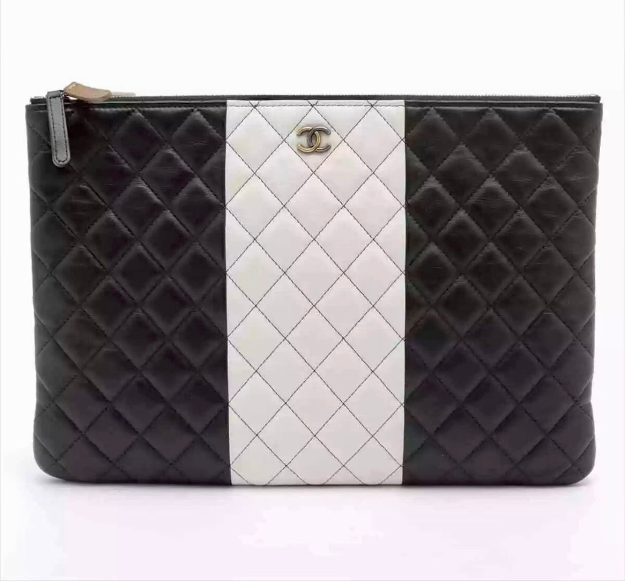 Chanel Clutch - Ewore Bags