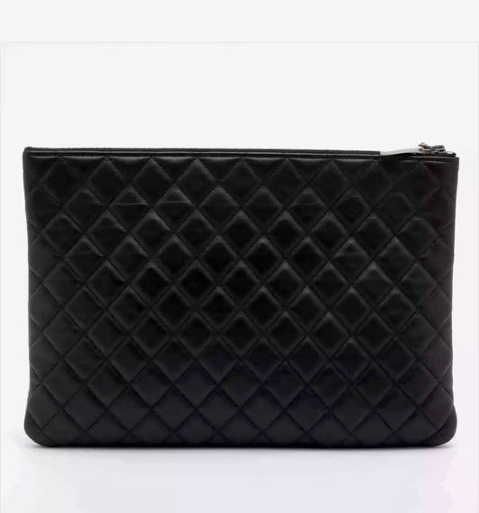 Chanel Clutch - Ewore Bags