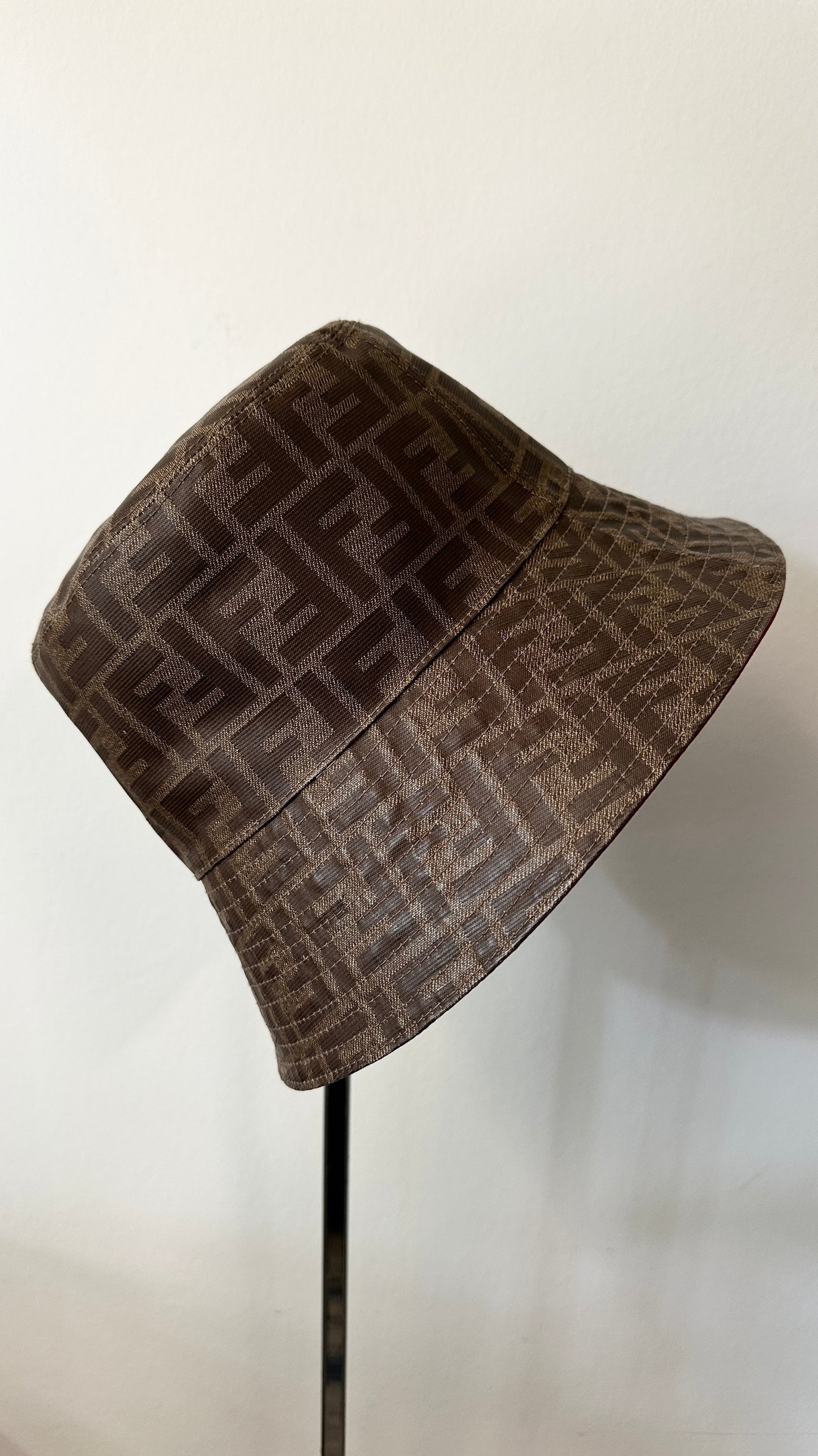FENDI Bucket Hat Zucca