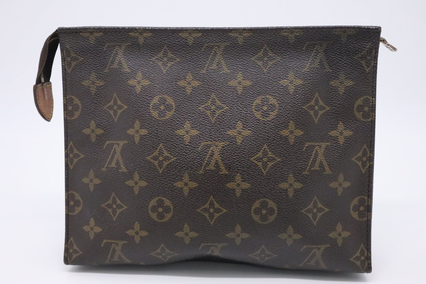 Louis Vuitton Toiletry 26 in Monogram Canvas