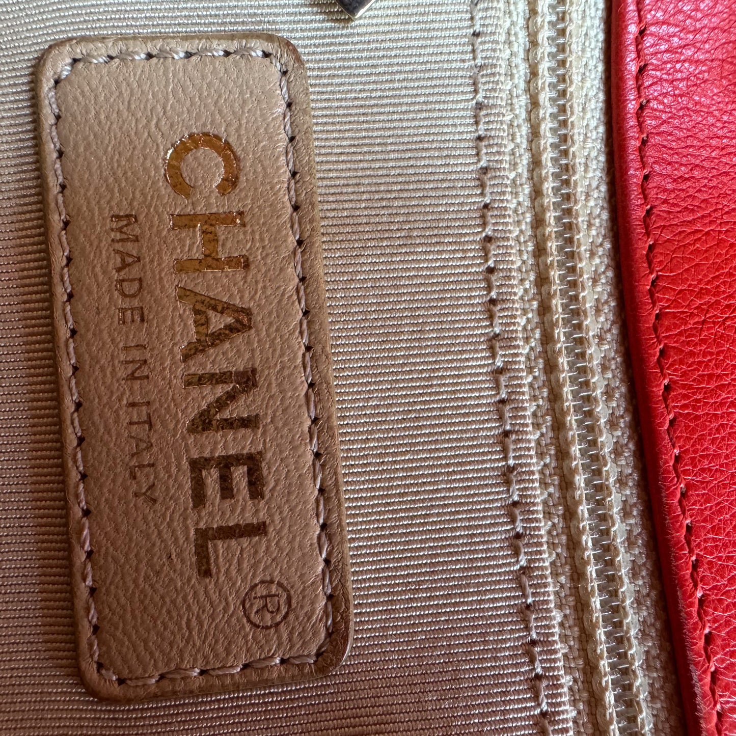Chanel Label Click Flap Red in Quilted Calfskin With Gold-Tone Hardware