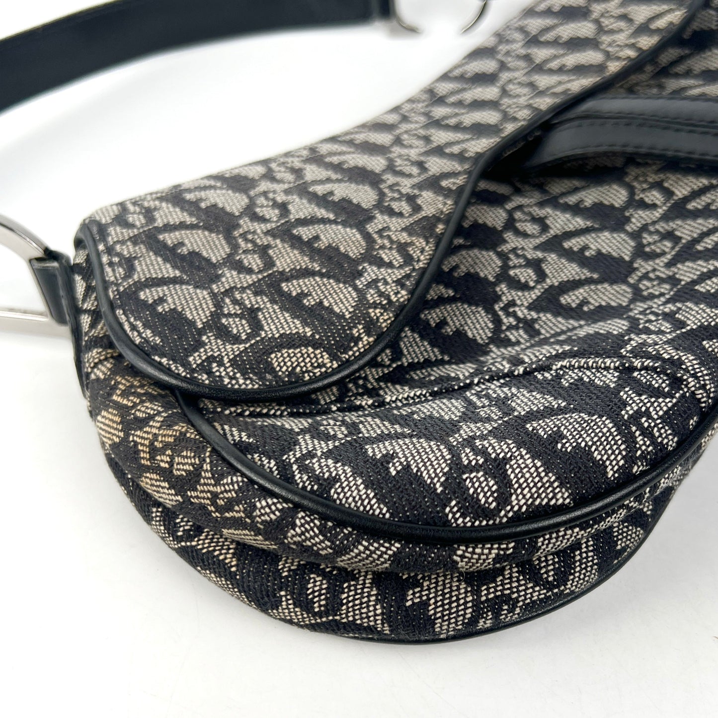 Christian Dior   Saddle Oblique Bag