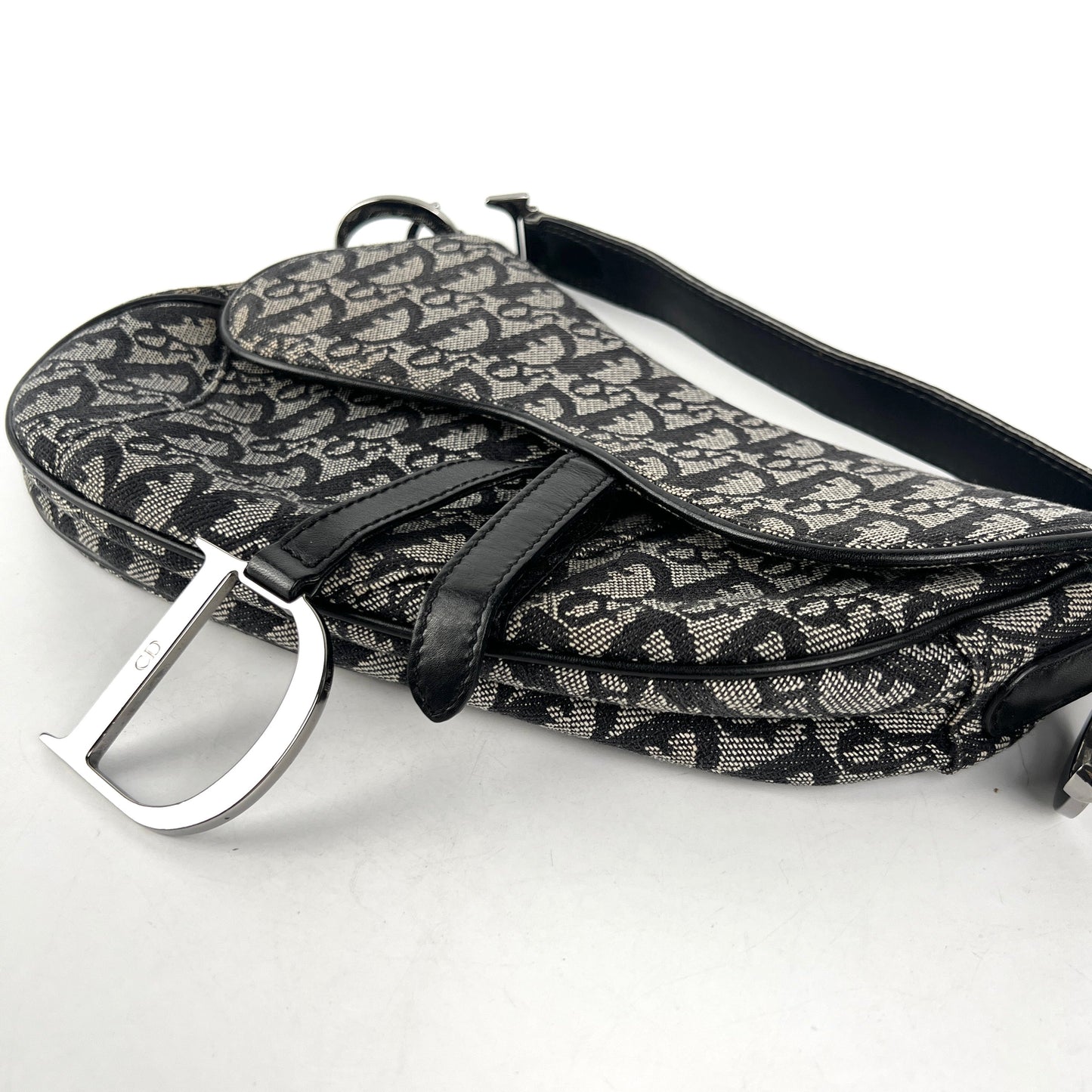 Christian Dior   Saddle Oblique Bag