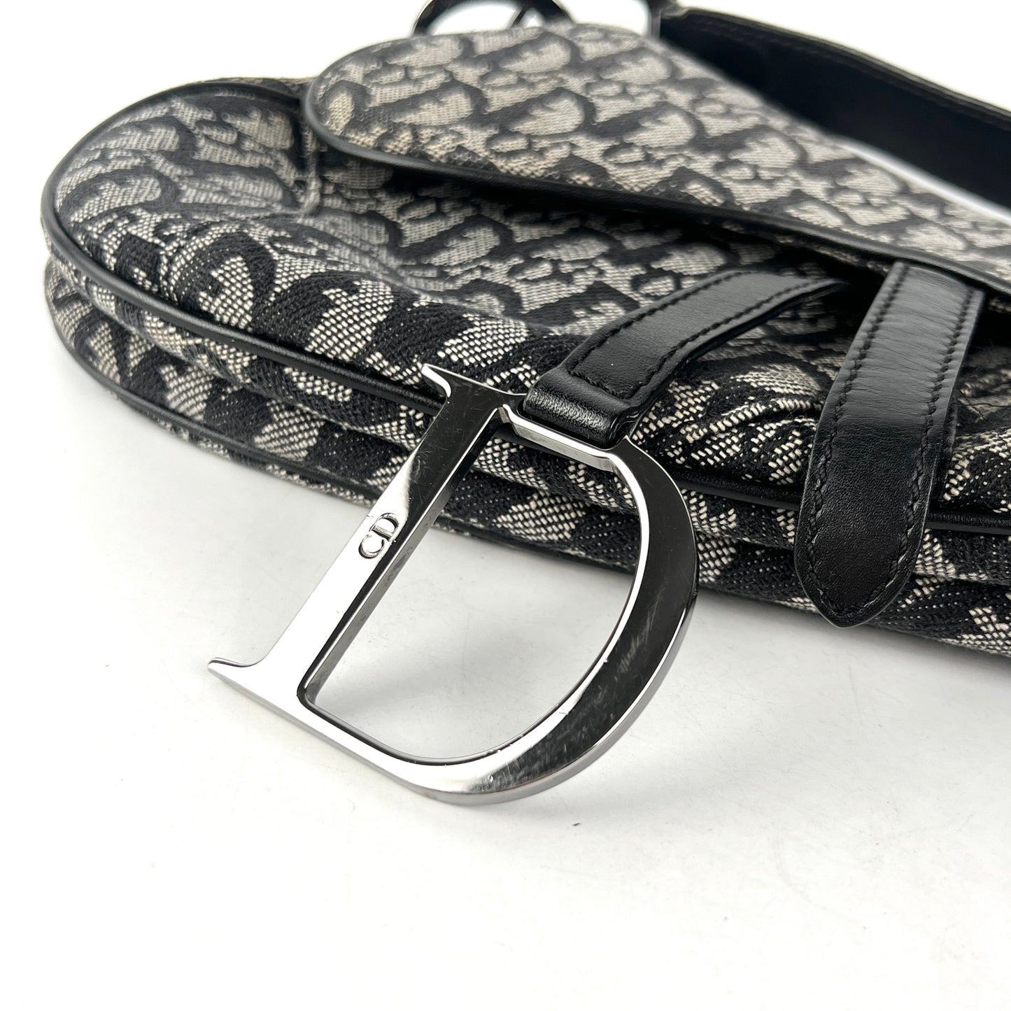 Christian Dior   Saddle Oblique Bag