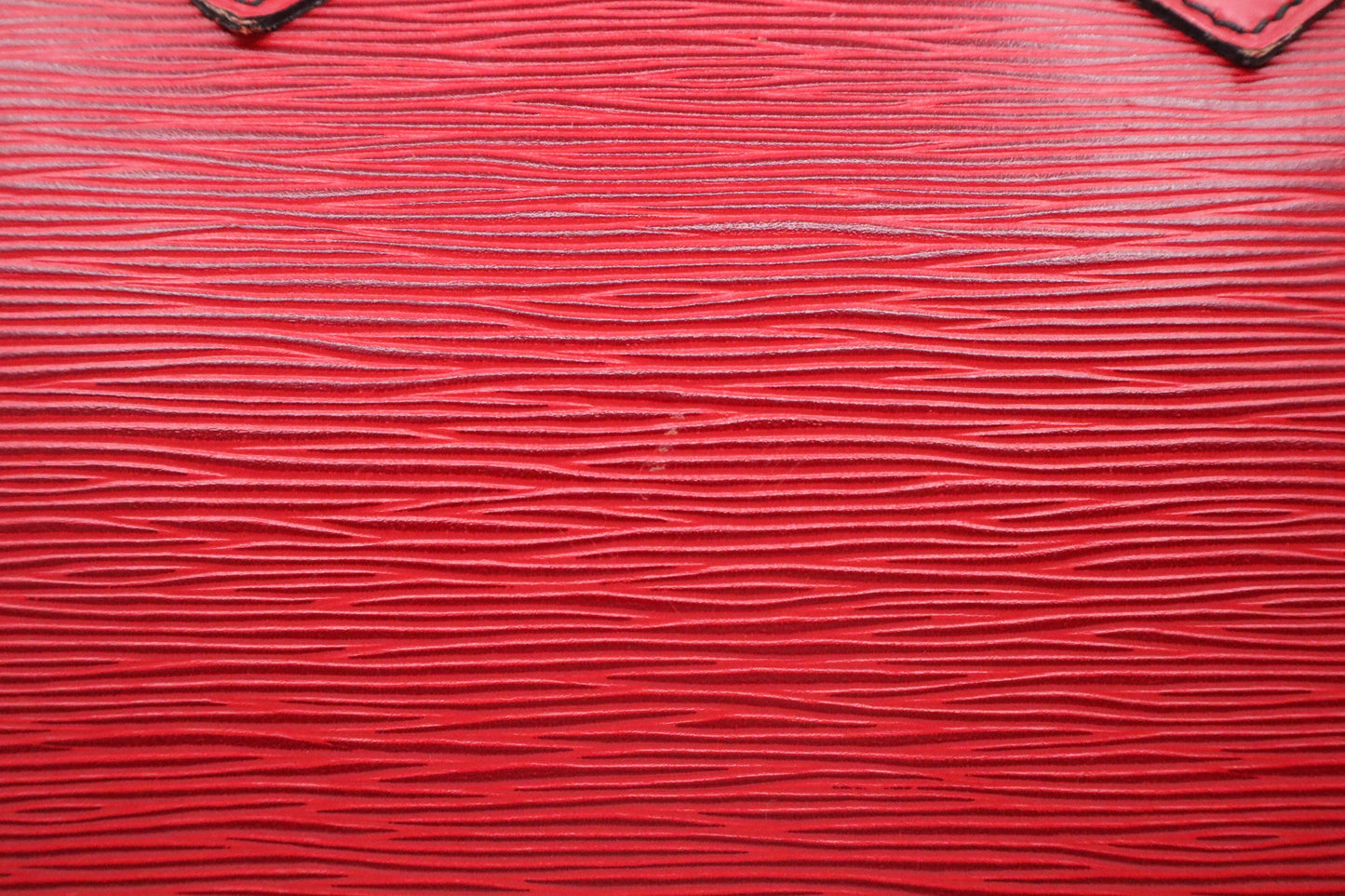 Louis Vuitton Speedy 40 in Red Epi Leather