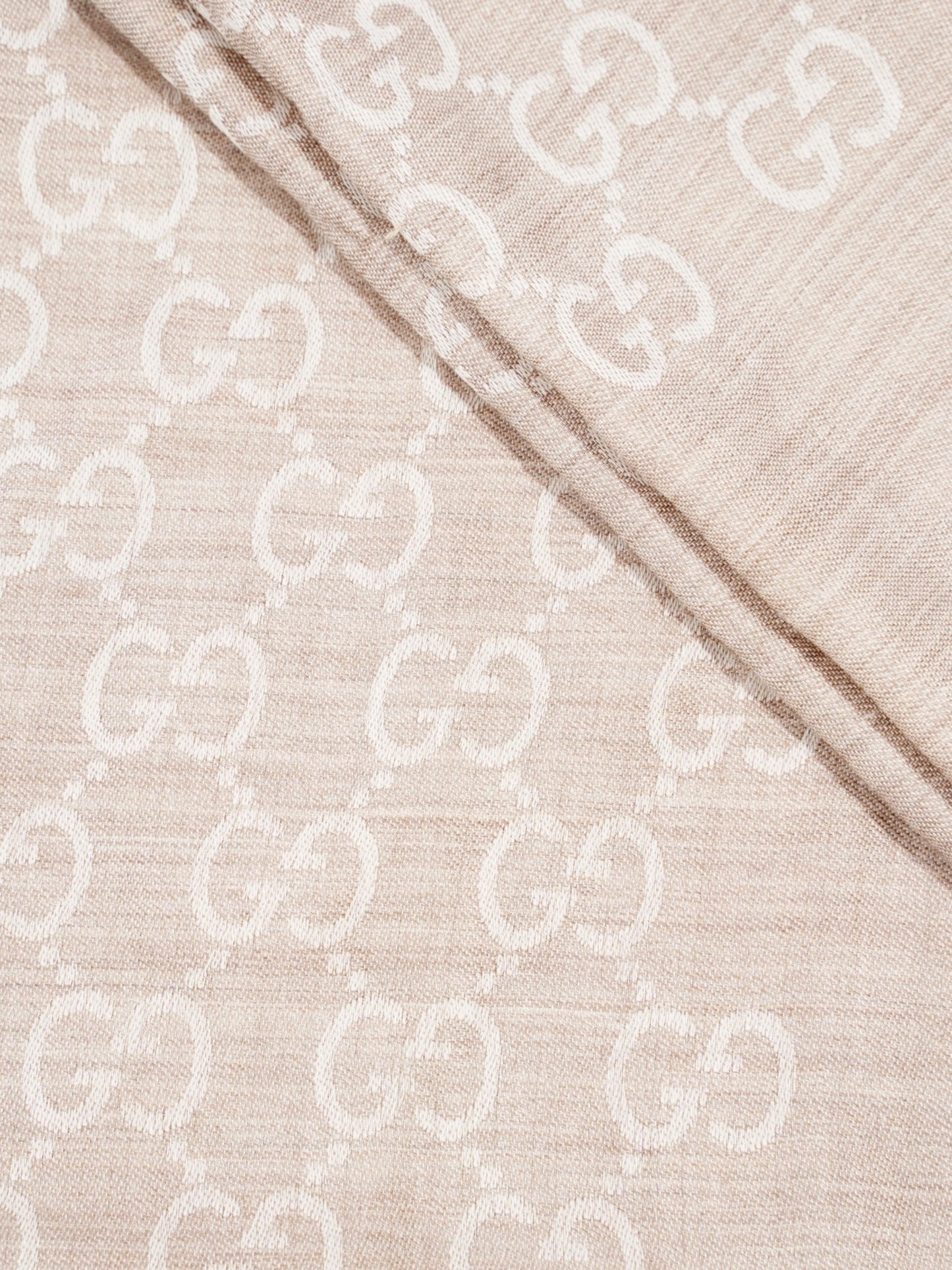 Gucci GG Scarf Grey / Beige Wool