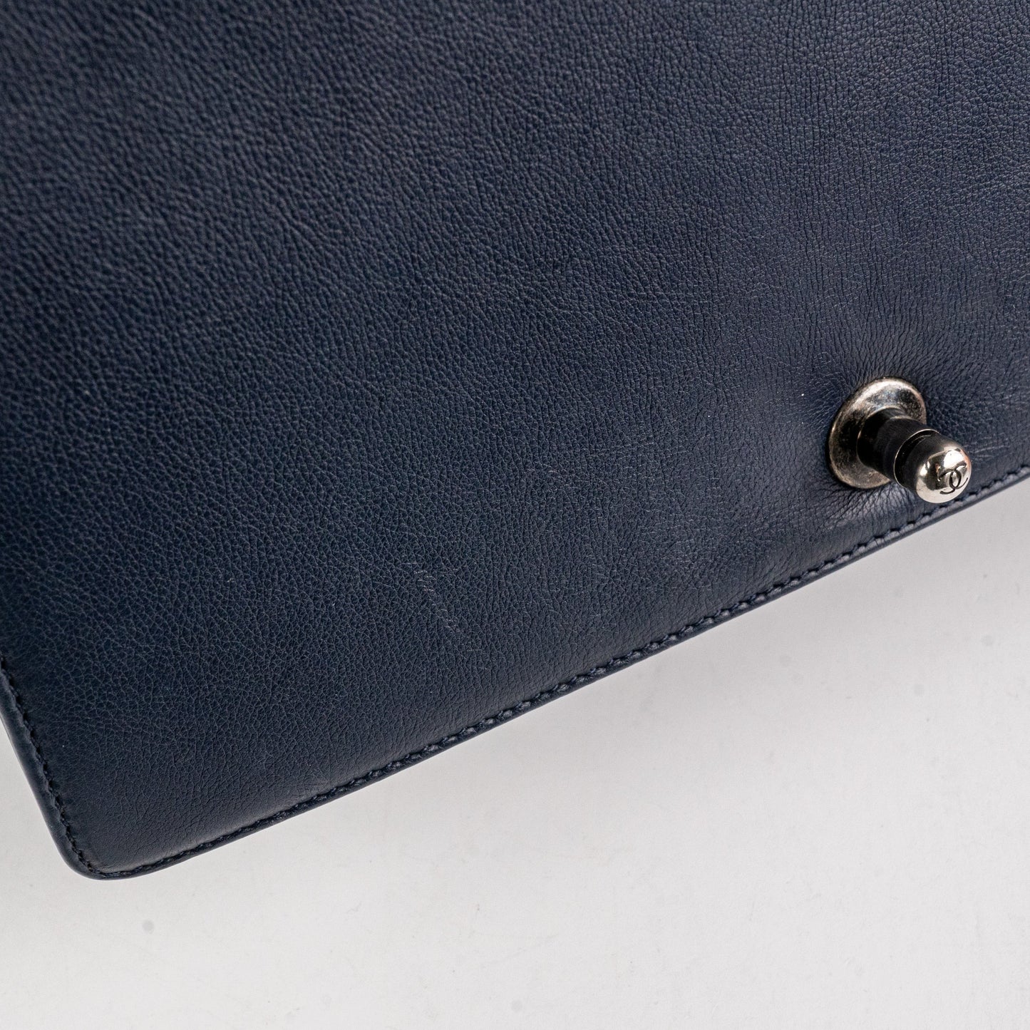 Chanel Boy New Medium lambskin Navy