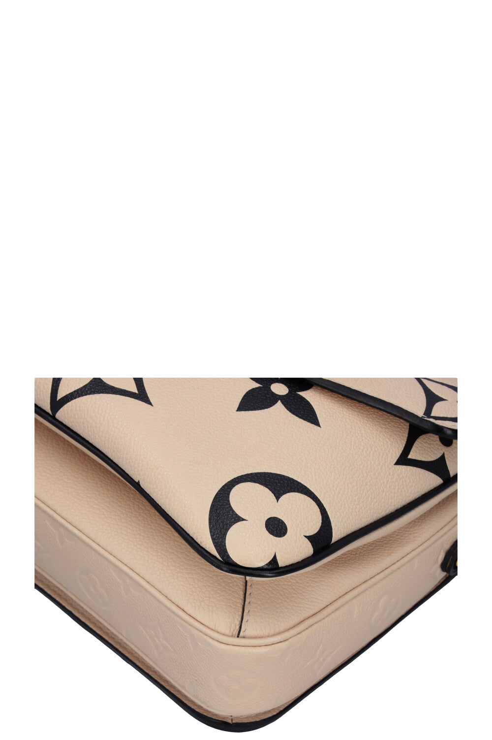 LOUIS VUITTON Empreinte MNG Giant Crafty Metis Pochette Bag Cream