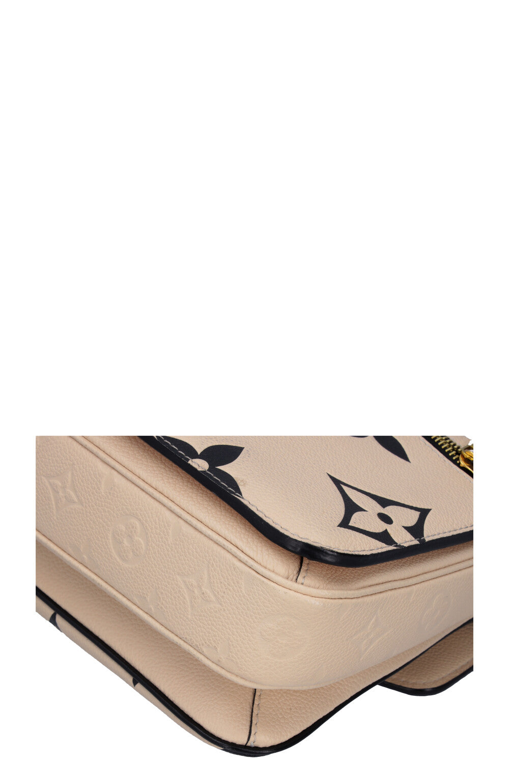 LOUIS VUITTON Empreinte MNG Giant Crafty Metis Pochette Bag Cream