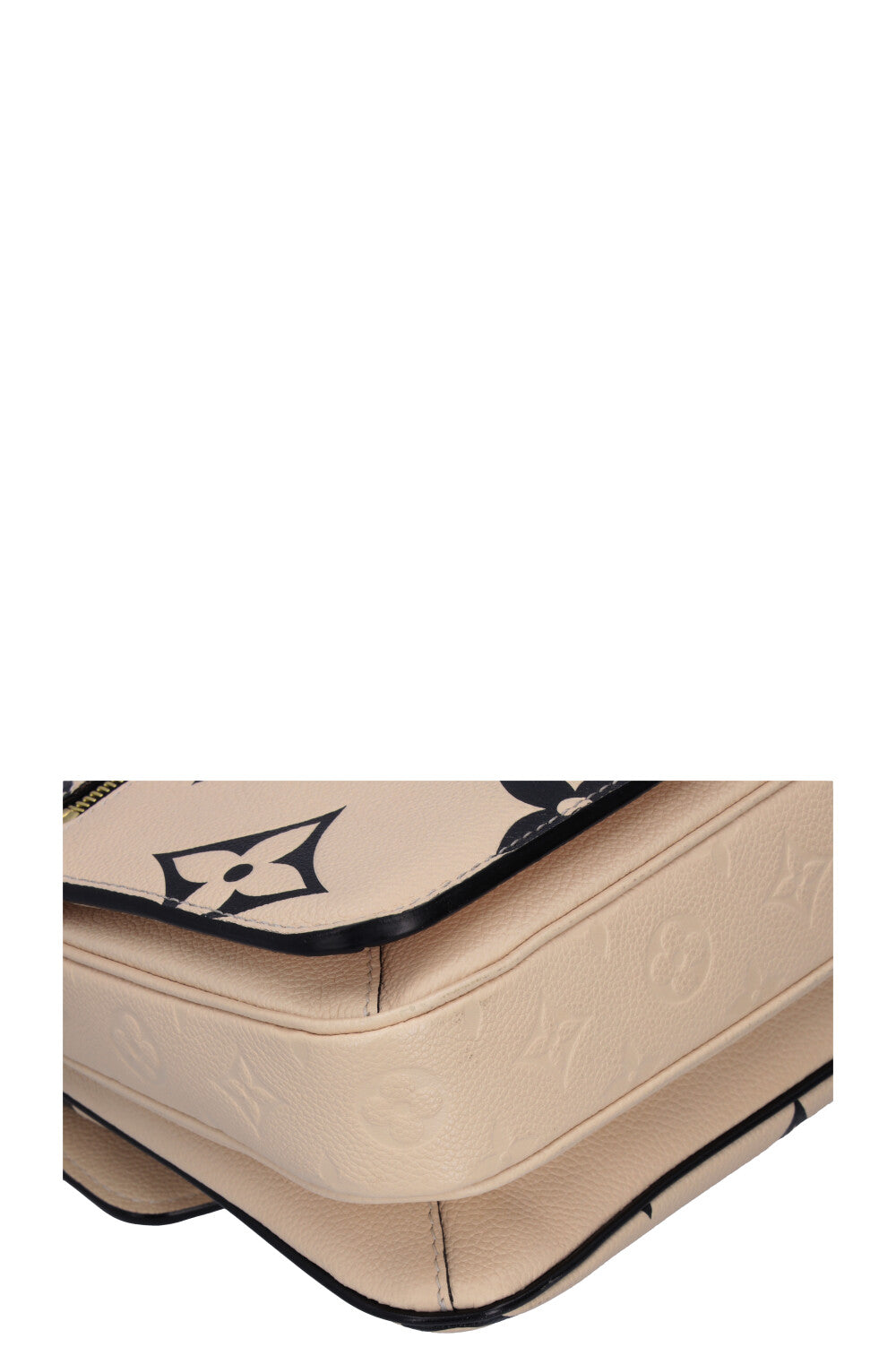 LOUIS VUITTON Empreinte MNG Giant Crafty Metis Pochette Bag Cream