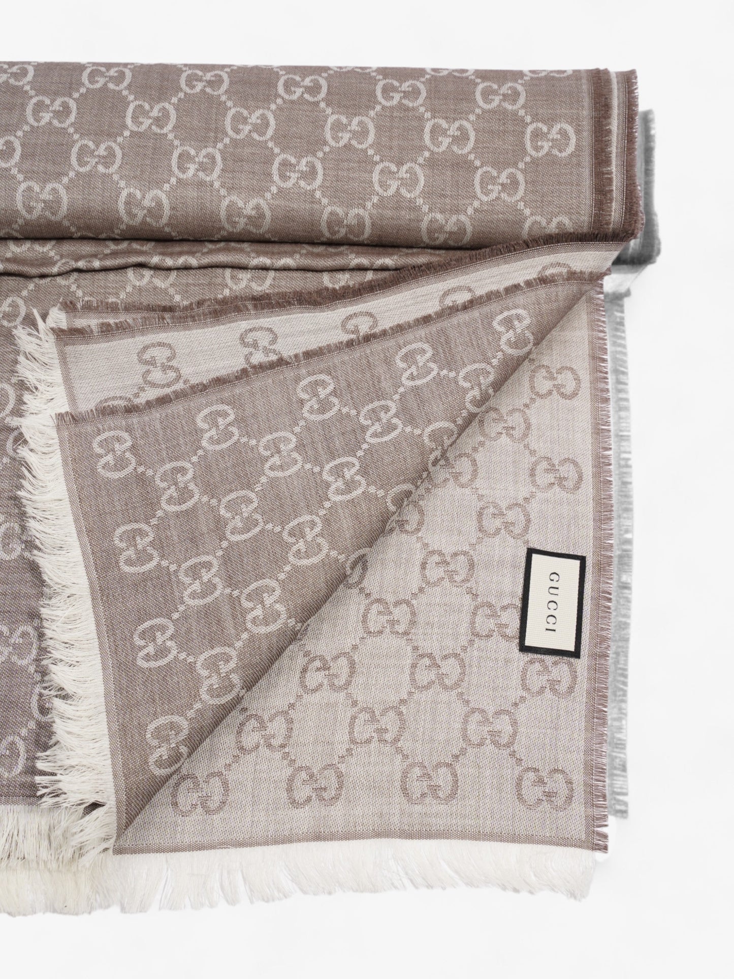 Gucci Beige Gucci scarf Grey GG Supreme Wool