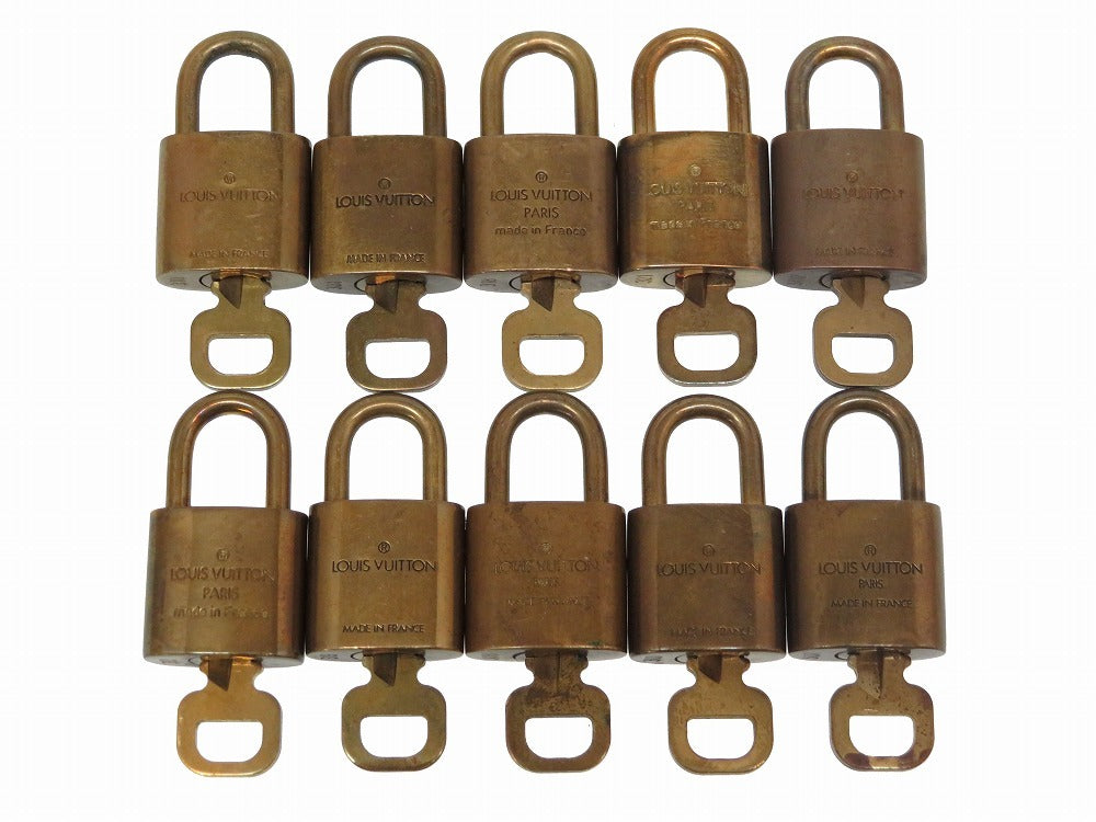 LOUIS VUITTON Cadena metal gold Set of 10 Cadena padlock padlock Women(Unisex)