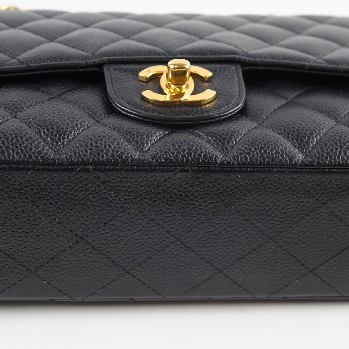 Chanel  Caviar Memium/Large Classic Flap Black
