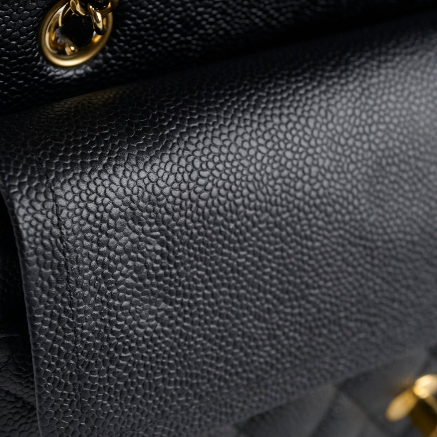 Chanel  Caviar Memium/Large Classic Flap Black