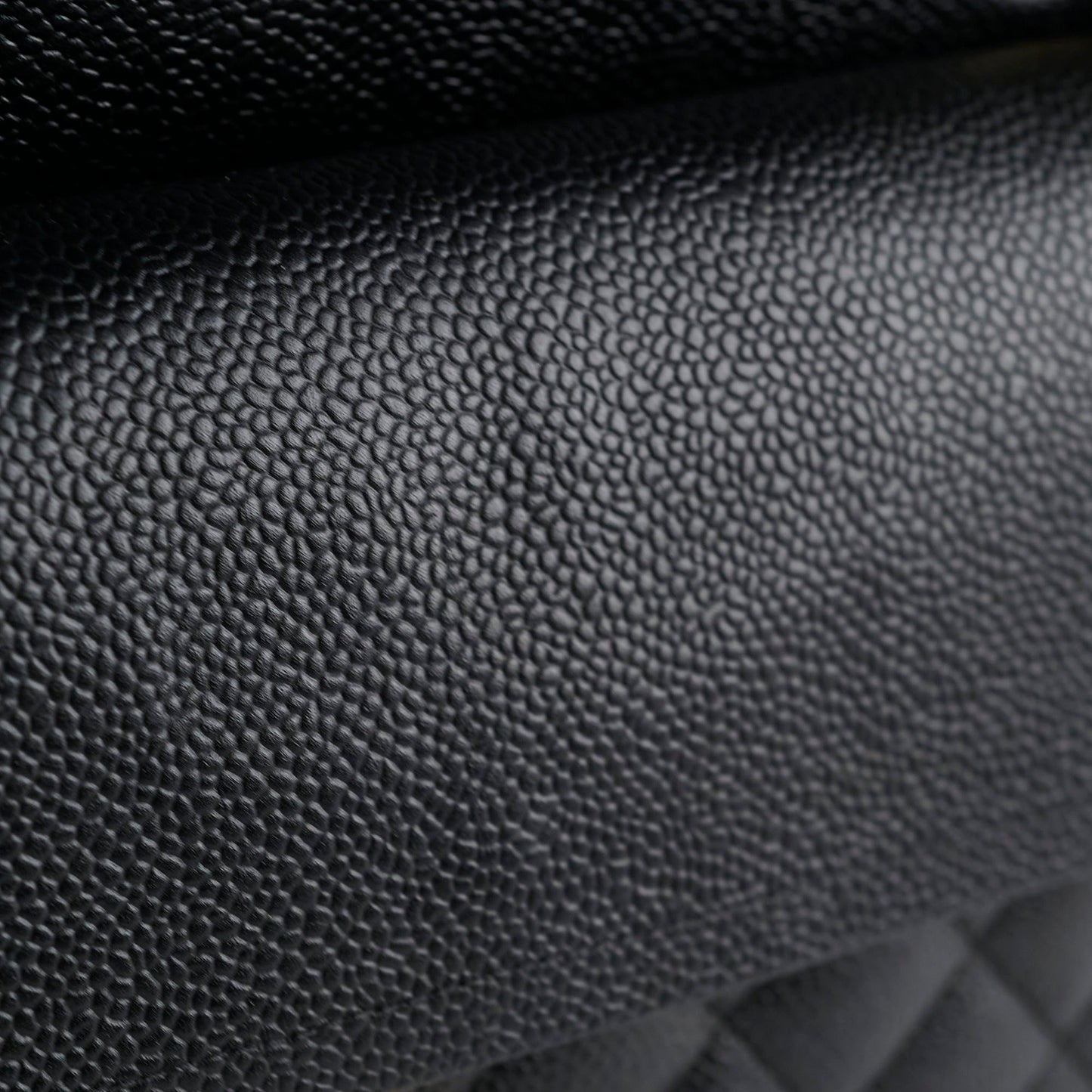Chanel  Caviar Memium/Large Classic Flap Black