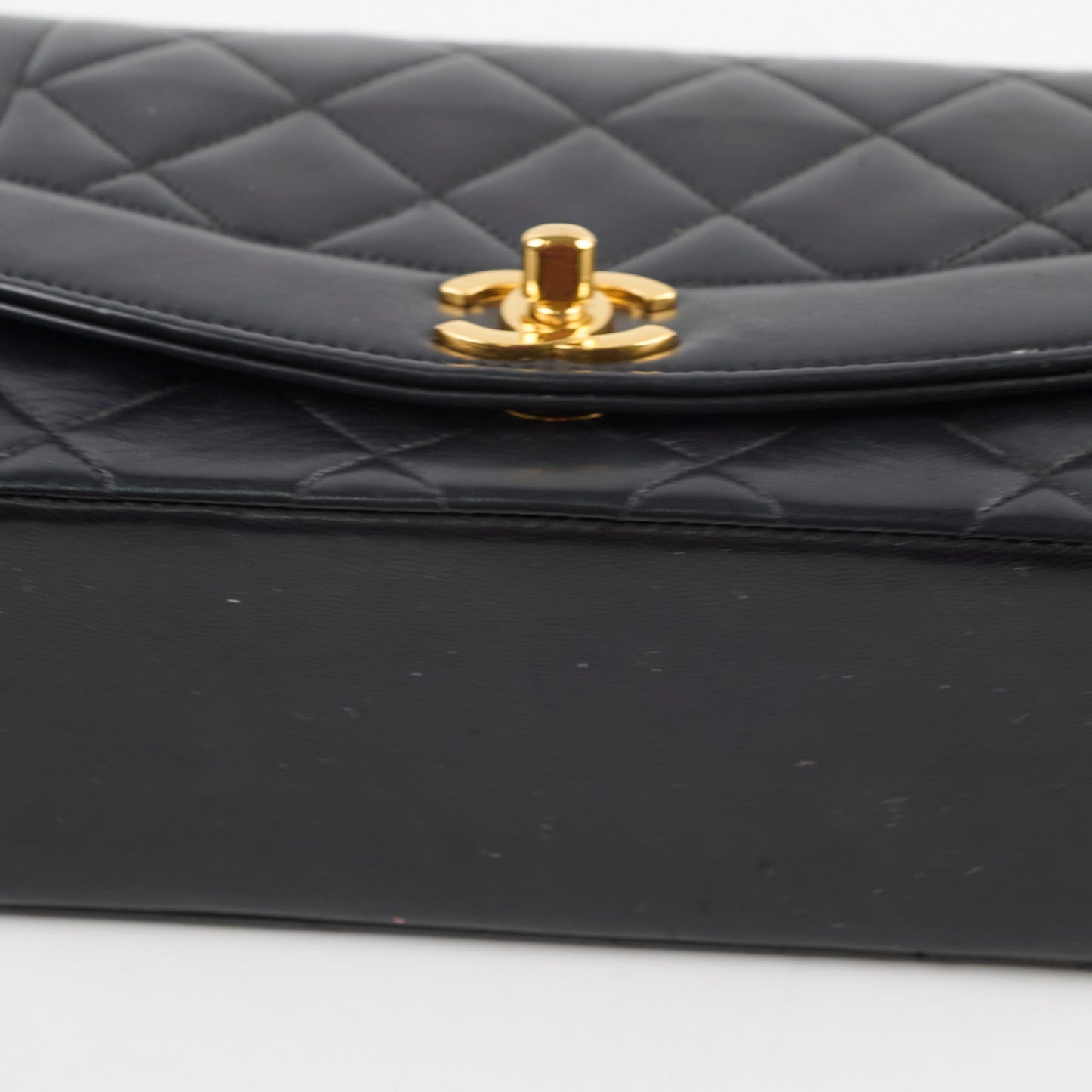 Chanel Small  Diana Lambskin Black (4 Series)