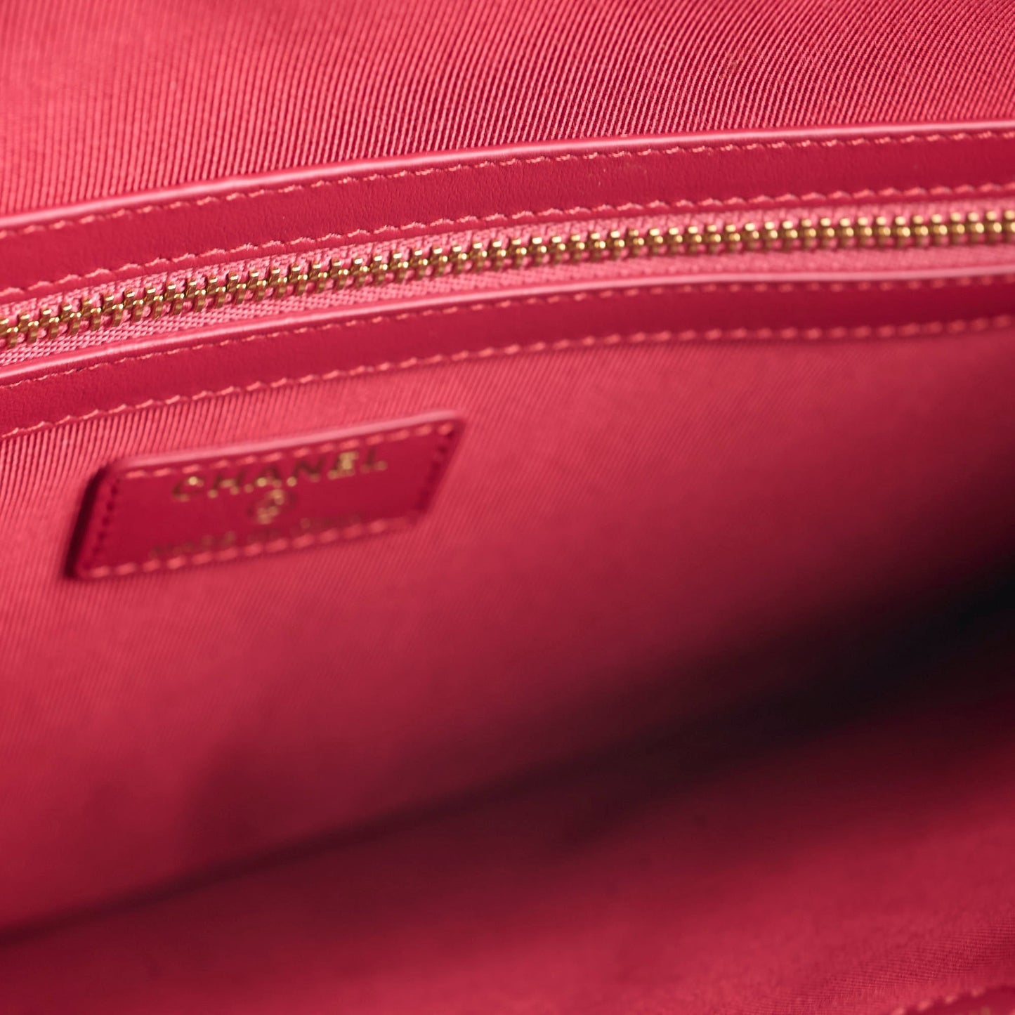 Chanel O-case Clutch Red Lambskin
