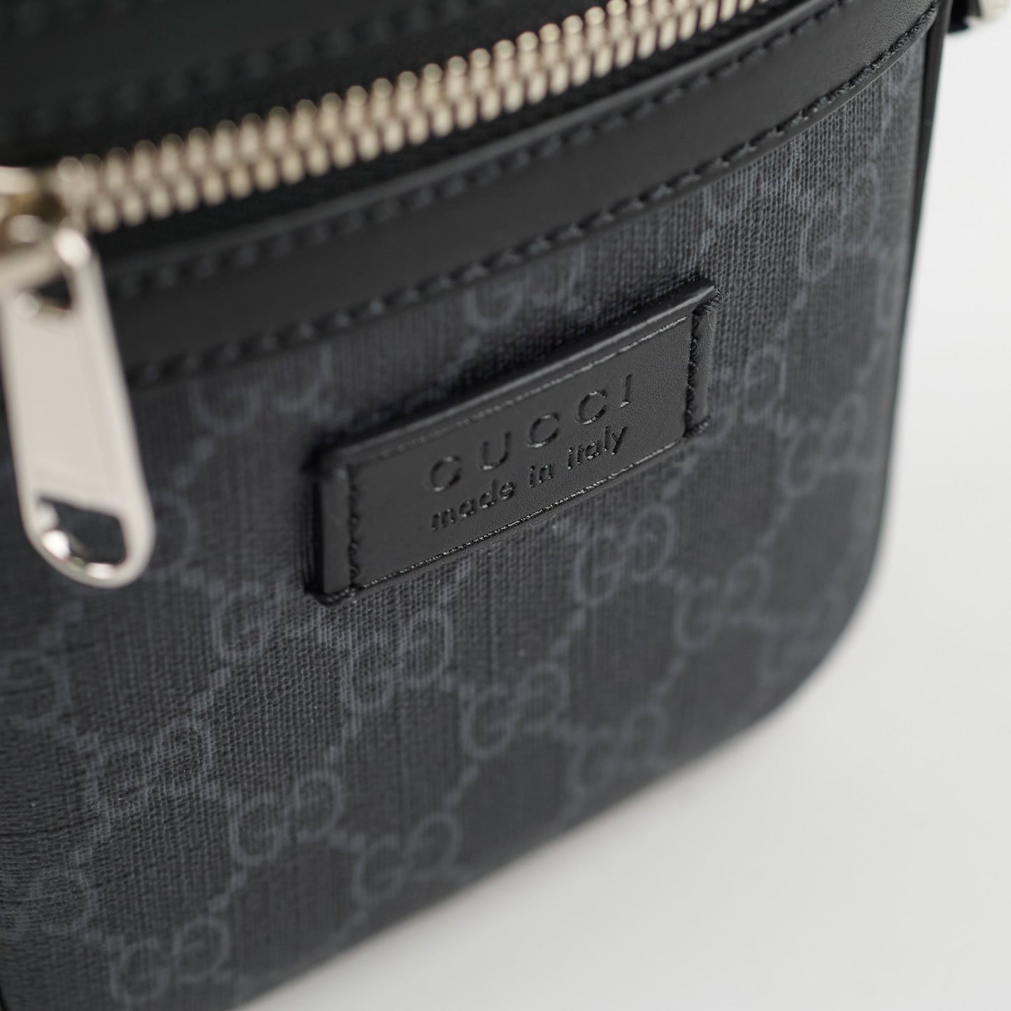 Gucci GG Small Messenger Crossbody