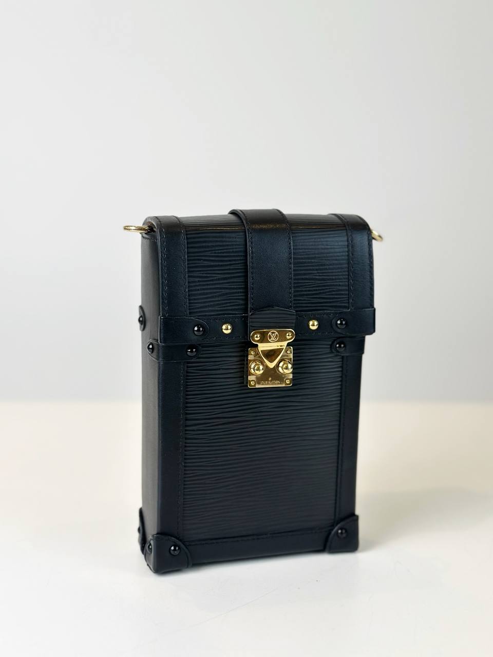 LOUIS VUITTON TRUNK EPI LEATHER BLACK VERTICAL BAG