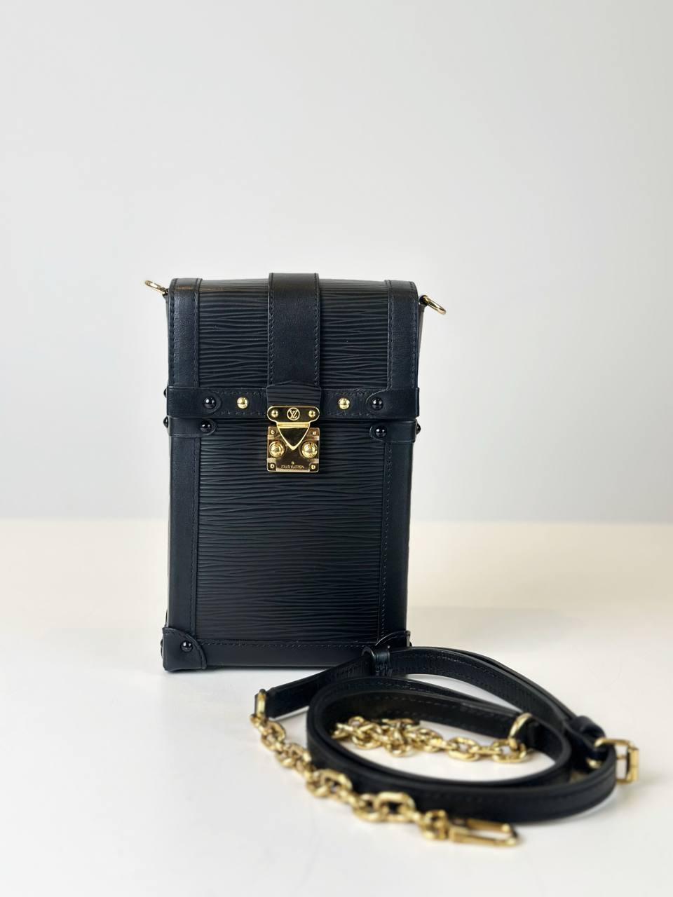 LOUIS VUITTON TRUNK EPI LEATHER BLACK VERTICAL BAG