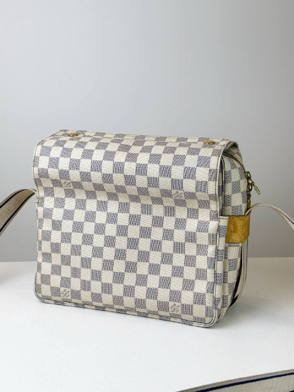 LOUIS VUITTON NAVIGLIO DAMIER AZUR MESSENGER BAG