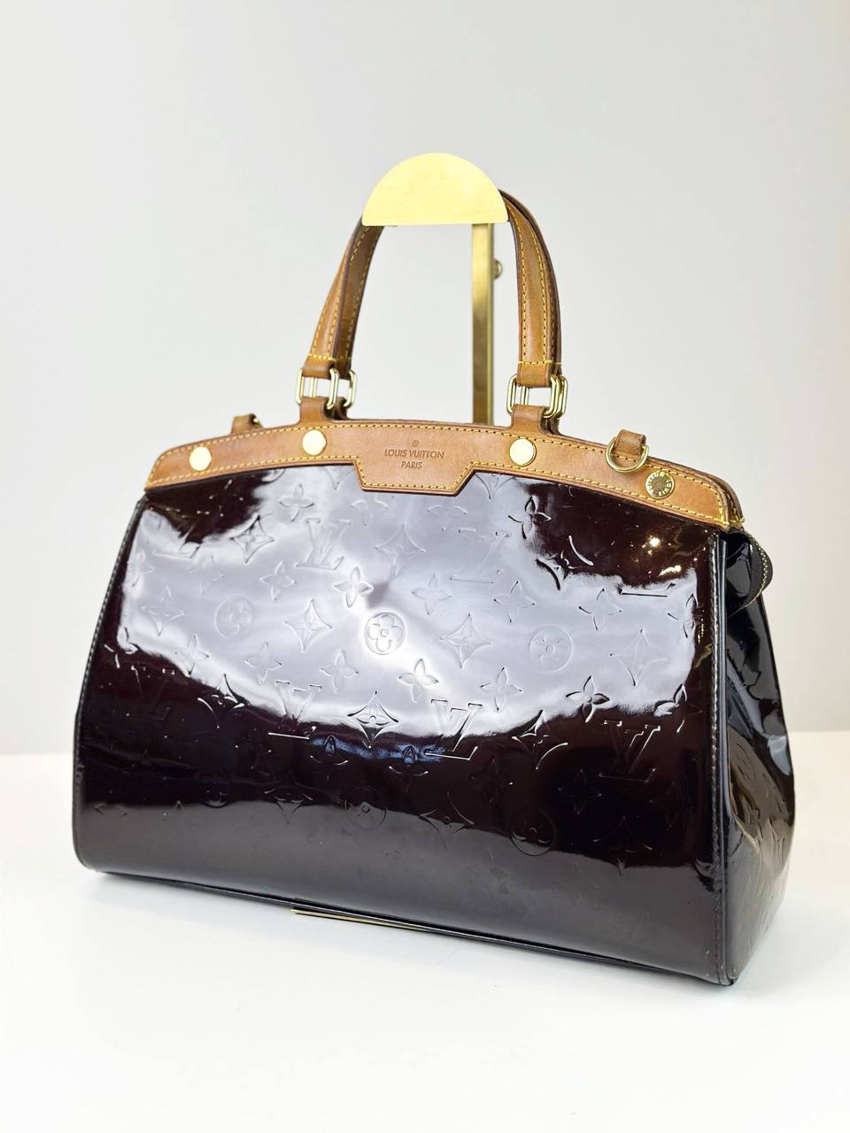 LOUIS VUITTON AMARANTE MM VERNIS BREA MAROON HANDBAG