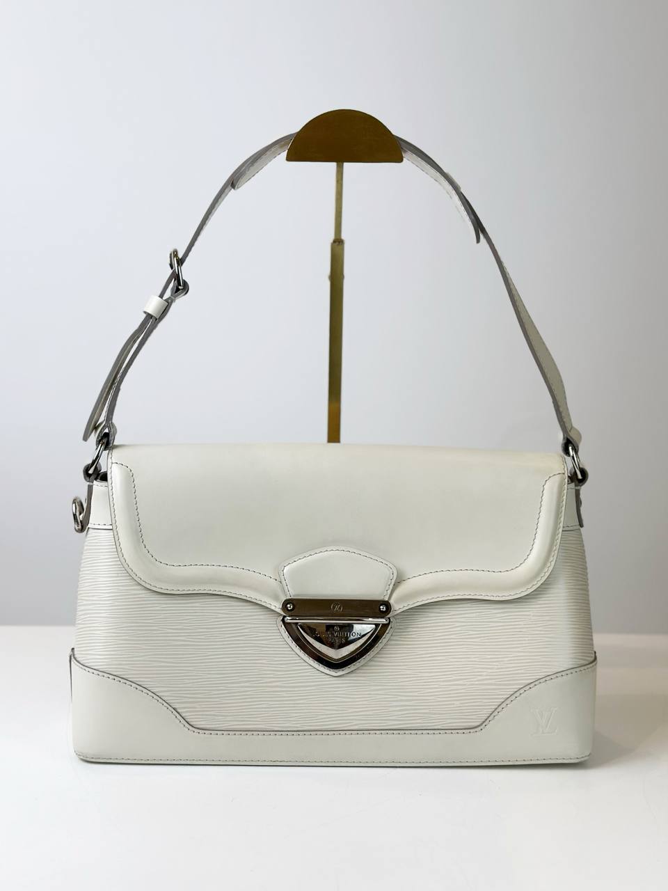 LOUIS VUITTON BAGATELLE PM EPI LEATHER WHITE SHOULDER BAG