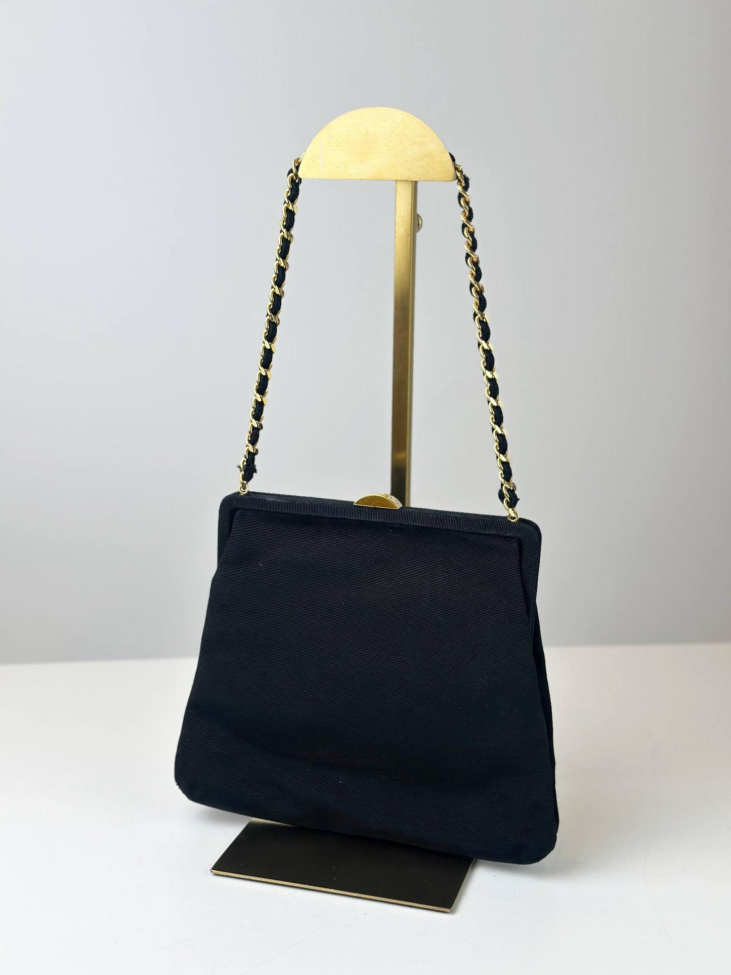 CHANEL VINTAGE CC KISSLOCK SATIN SMALL BLACK CHAIN BAG