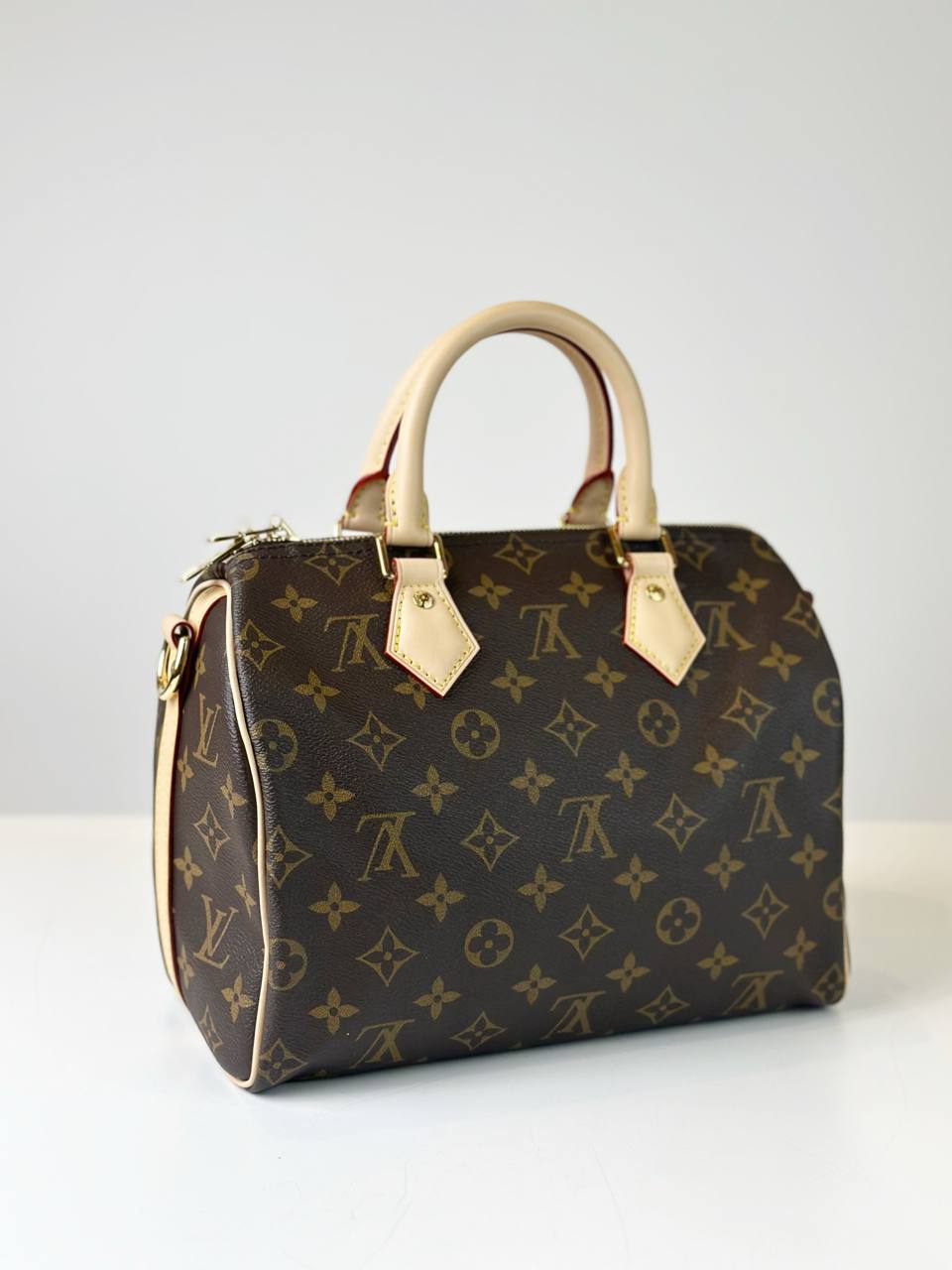LOUIS VUITTON SPEEDY BANDOULIERE 25 MONOGRAM TOP HANDLE BAG WITH STRAP