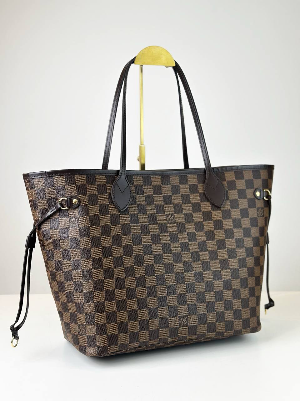 MICROCHIP LOUIS VUITTON DAMIER EBENE NEVERFULL MM TOTE BAG WITH POUCH