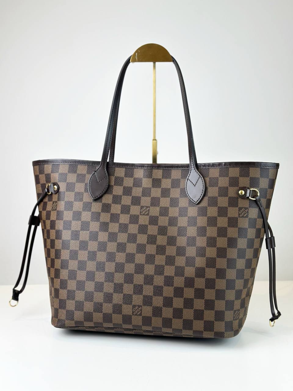 MICROCHIP LOUIS VUITTON DAMIER EBENE NEVERFULL MM TOTE BAG WITH POUCH