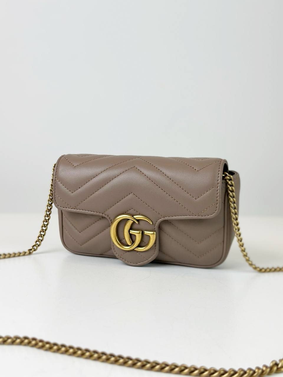 GUCCI GG MARMONT SUPER MINI BROWN BEIGE CROSSBODY BAG