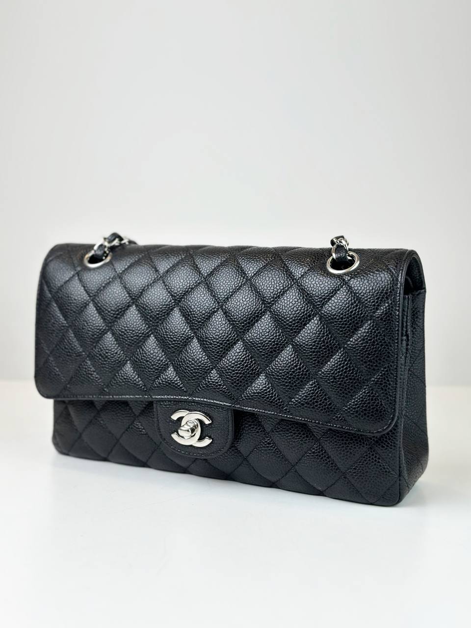 CHANEL CLASSIC FLAP CAVIAR BLACK MEDIUM SHOULDER BAG SHW