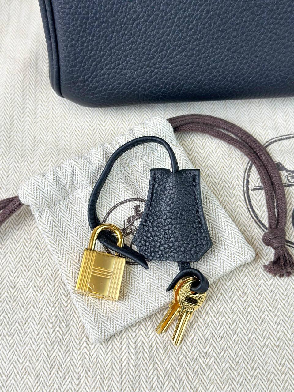 HERMES BIRKIN 25 NOIR HANDBAG GHW