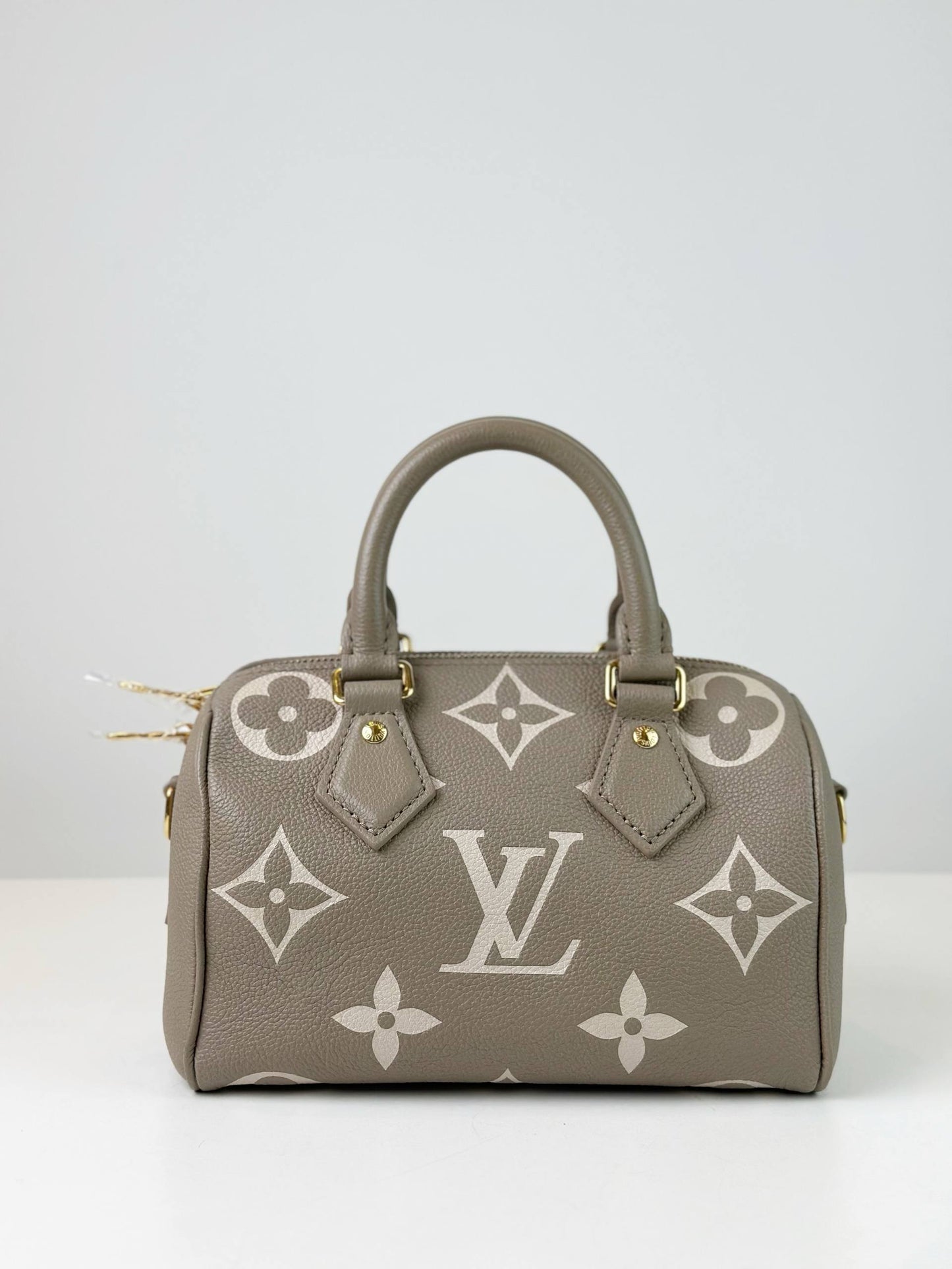 LOUIS VUITTON SPEEDY BANDOULIERE 20 BICOLOR MONOGRAM TOP HANDLE BAG WITH STRAP