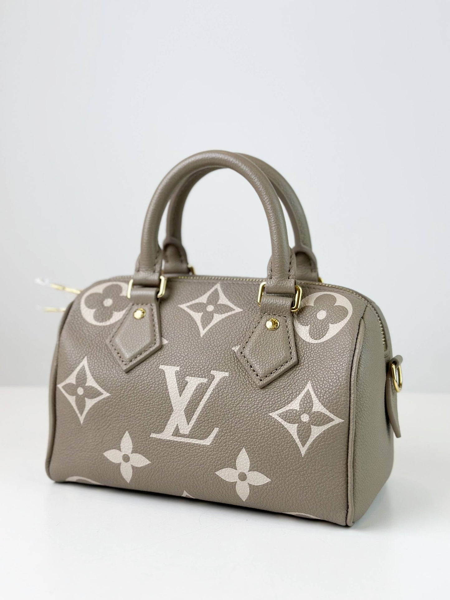 LOUIS VUITTON SPEEDY BANDOULIERE 20 BICOLOR MONOGRAM TOP HANDLE BAG WITH STRAP