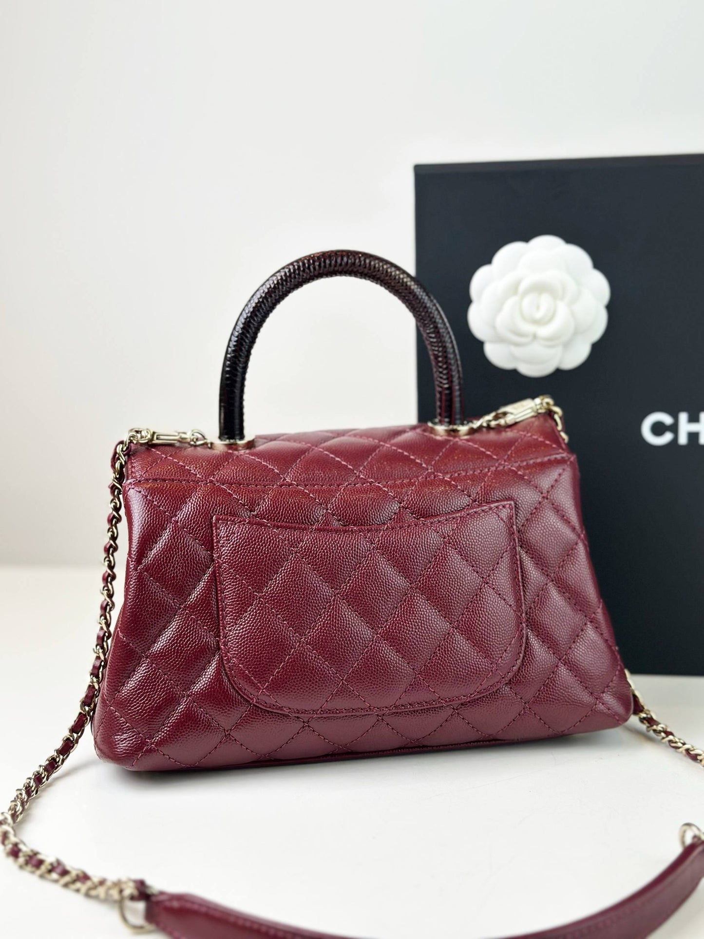 CHANEL BURGUNDY CAVIAR  LIZARD TRIMMED COCO HANDLE BAG GHW