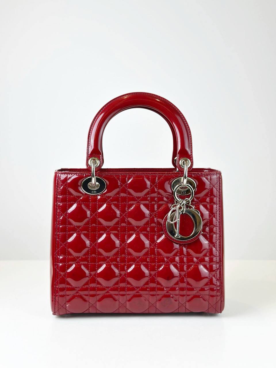 DIOR LADY DIOR RED PATENT CANNAGE LEATHER MEDIUM HANDBAG WITH STRAP