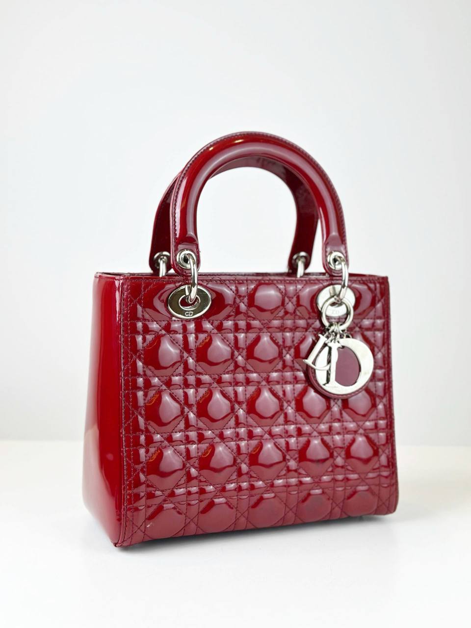 DIOR LADY DIOR RED PATENT CANNAGE LEATHER MEDIUM HANDBAG WITH STRAP