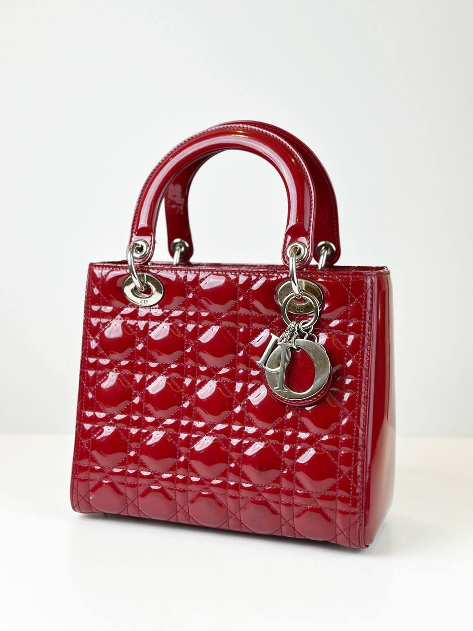 DIOR LADY DIOR RED PATENT CANNAGE LEATHER MEDIUM HANDBAG WITH STRAP