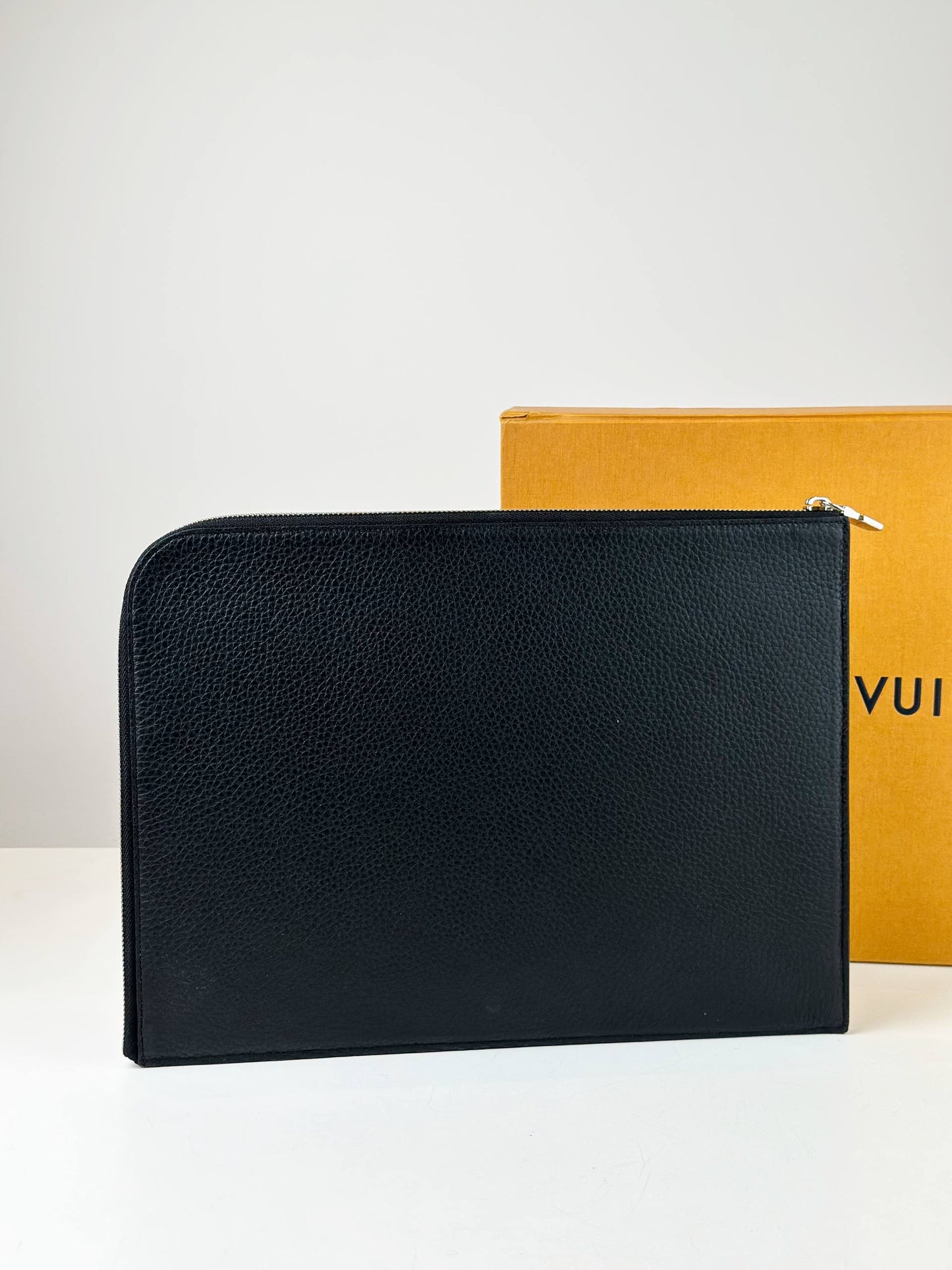 LOUIS VUITTON CIRCLE BAG POCHETTE JOULE GM BLACK CLUTCH