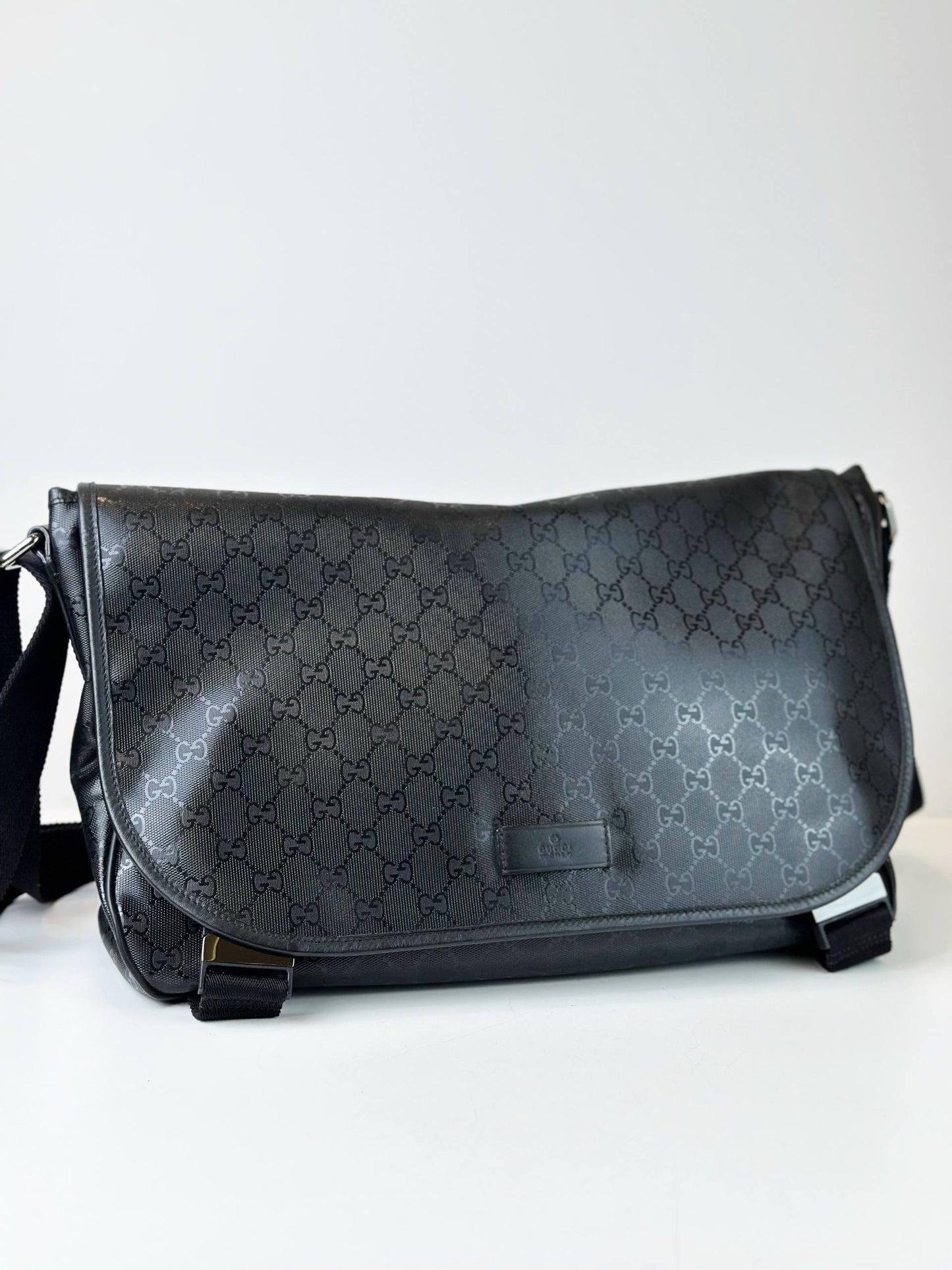 GUCCI BLACK GG IMPRIME MESSENGER BAG