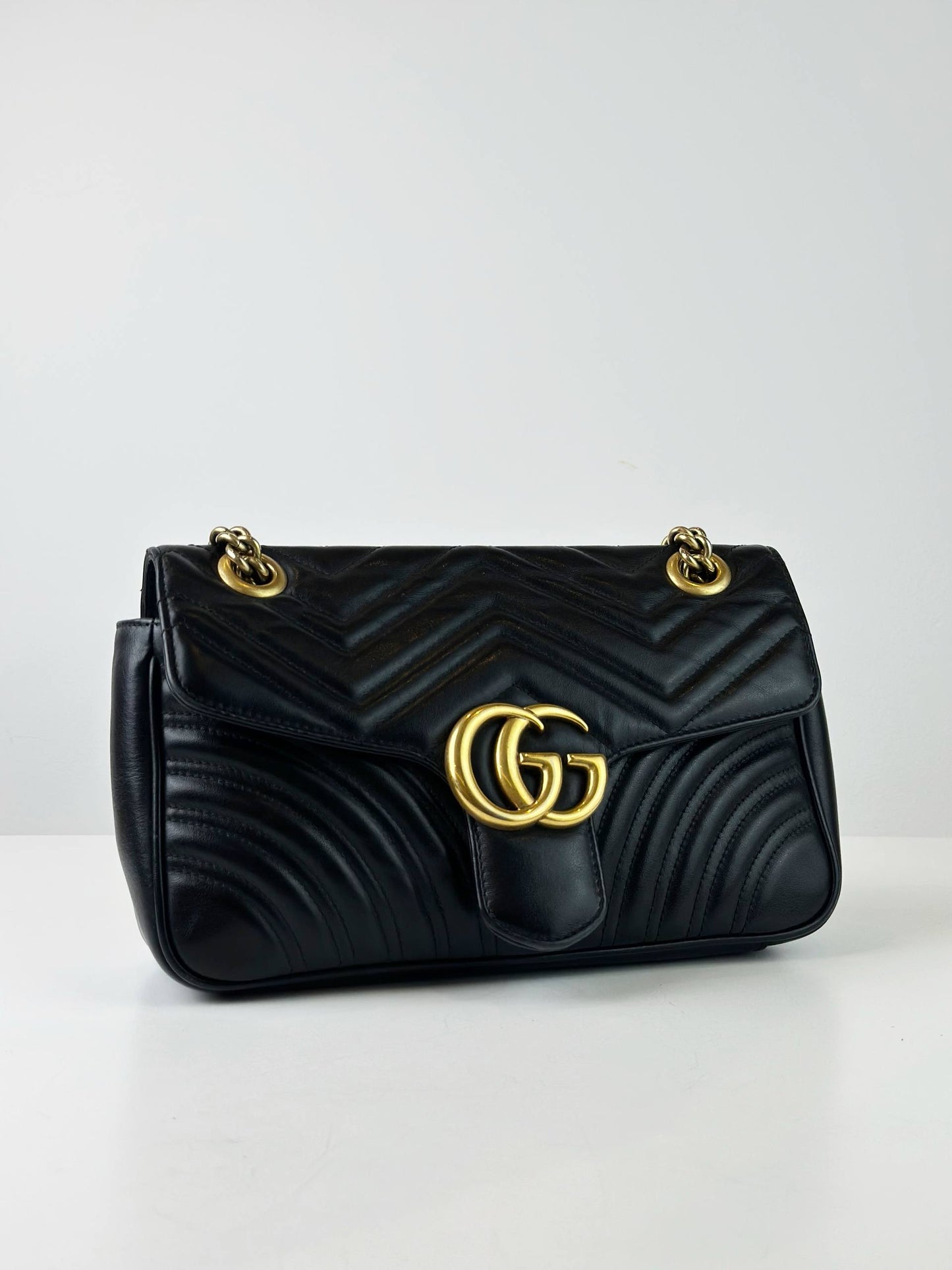 GUCCI GG MARMONT BLACK SMALL SHOULDER BAG GHW